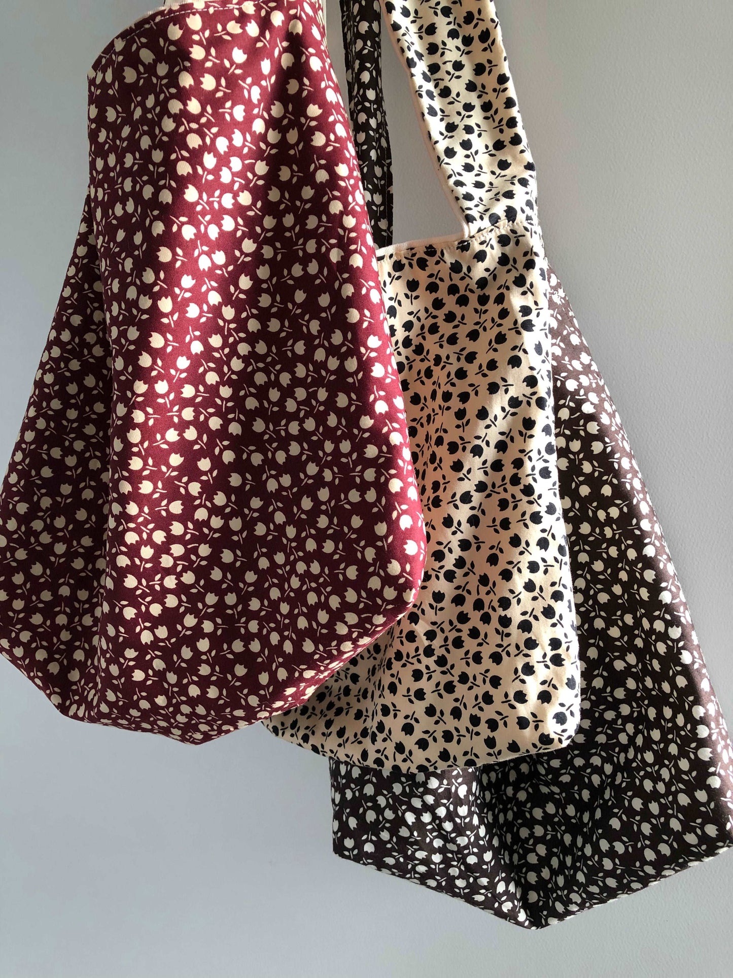 Reversible Eco Carry Bags Tulip print!!